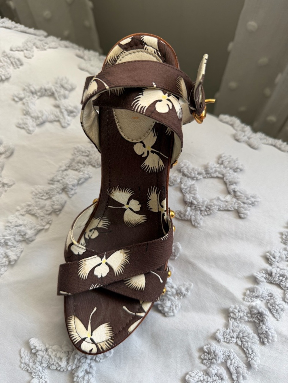 Gucci Brown Floral-Print Wooden Platform Ankle-Strap Heel - Picture 5 of 10